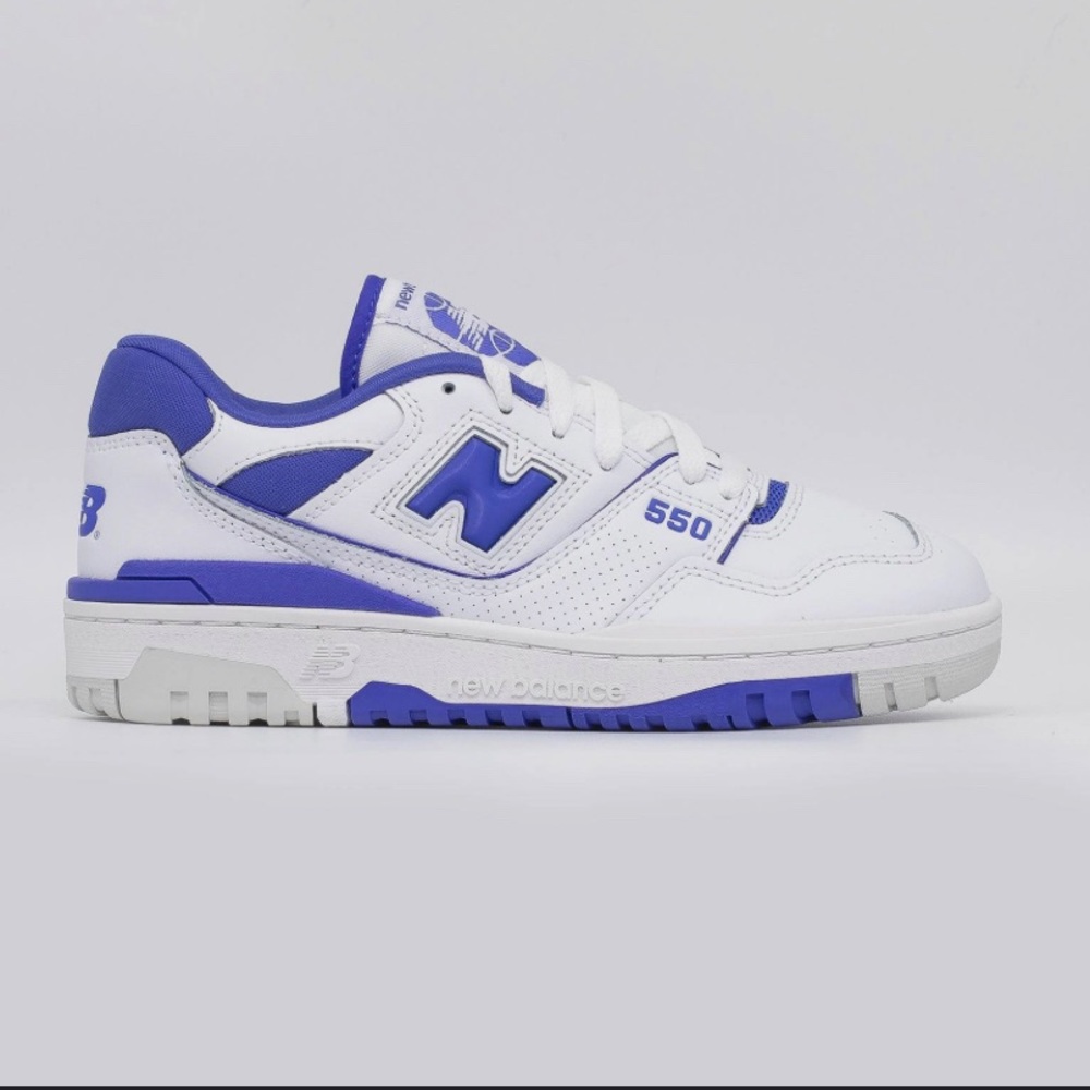 Women's New Balance 550 , Purple and White Aura Sneakers size 9.5 2022